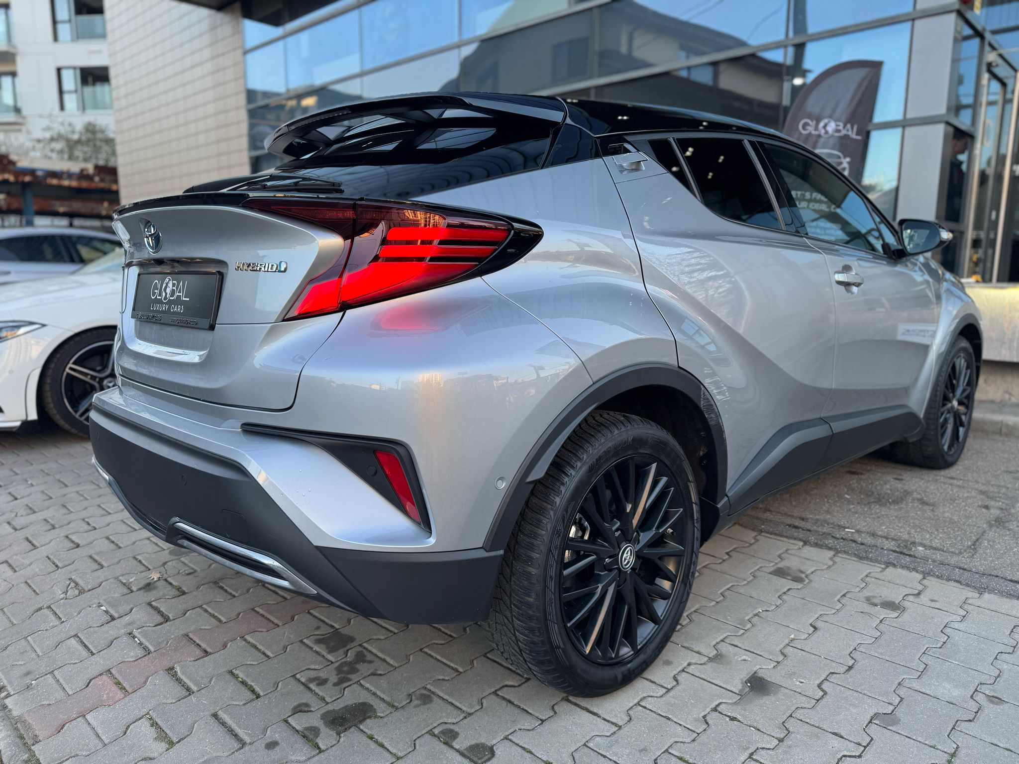 Toyota C-HR Classy Hybrid - imagine 7