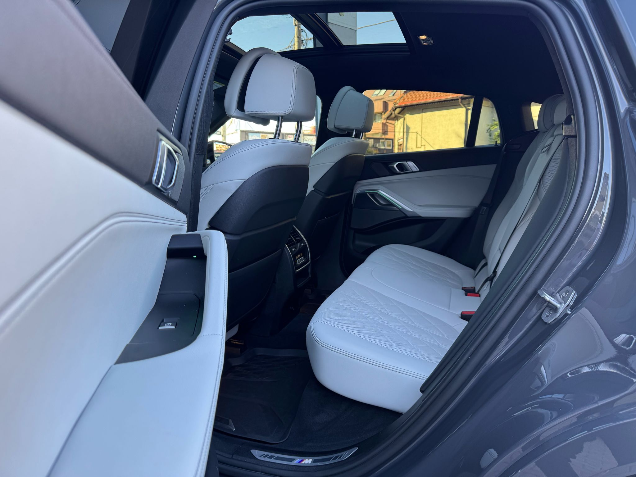 BMW X6 3.0d M-Sport xDrive - imagine 27