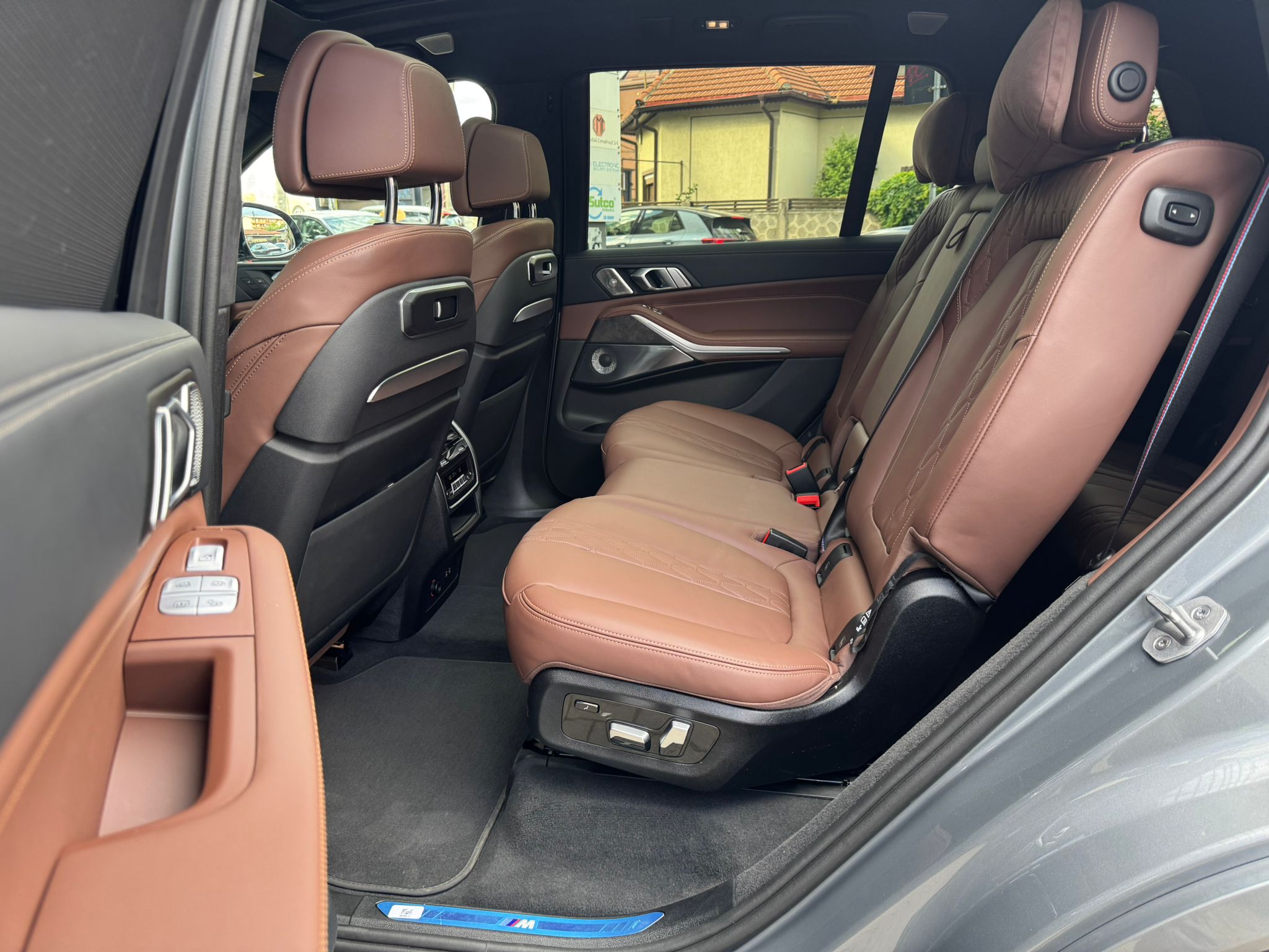 BMW X7 40i xDrive M-Sport - imagine 26