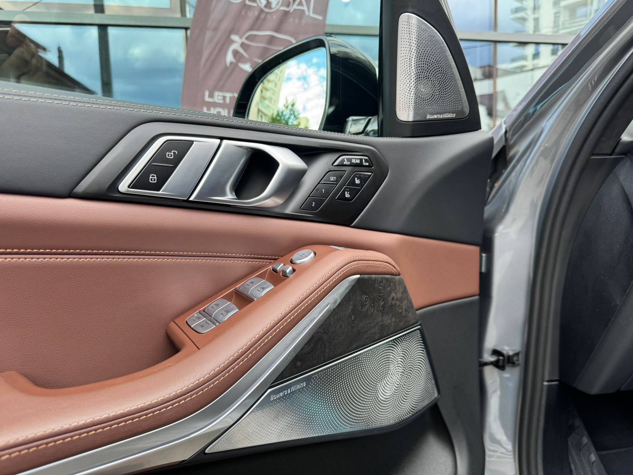 BMW X7 40i xDrive M-Sport - imagine 13