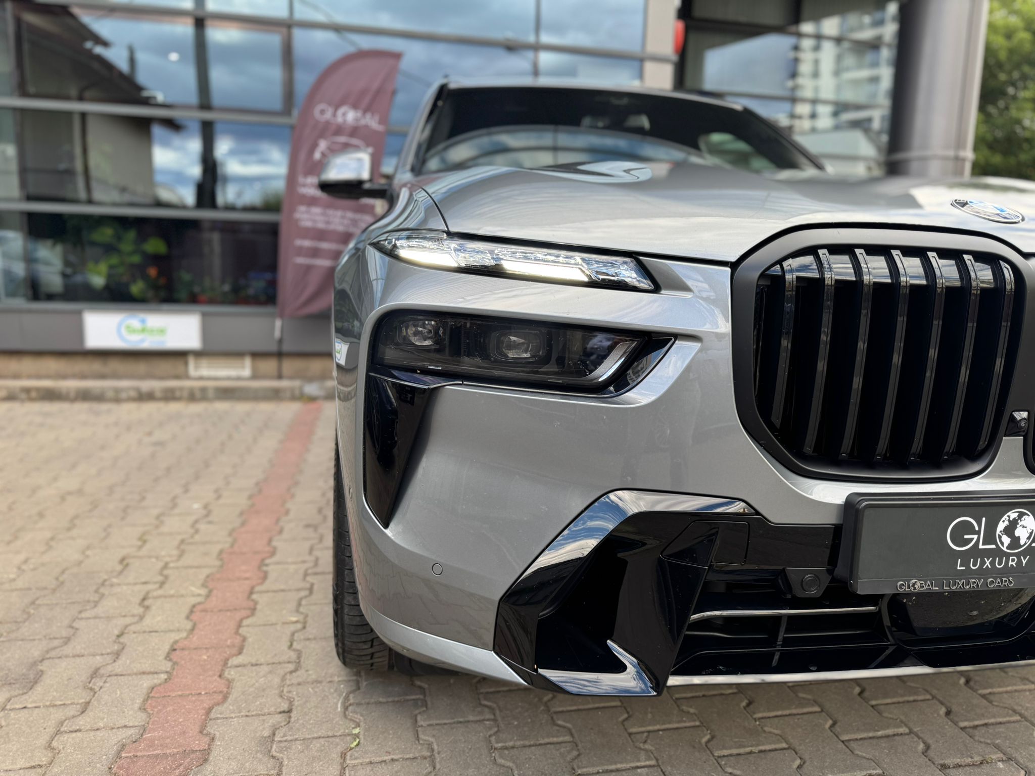 BMW X7 40i xDrive M-Sport - imagine 4