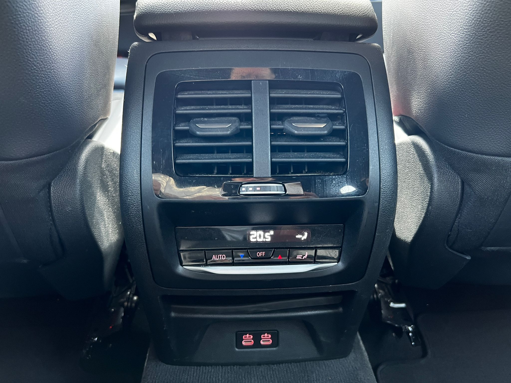 BMW X3 2.0d M-Sport xDrive - imagine 24