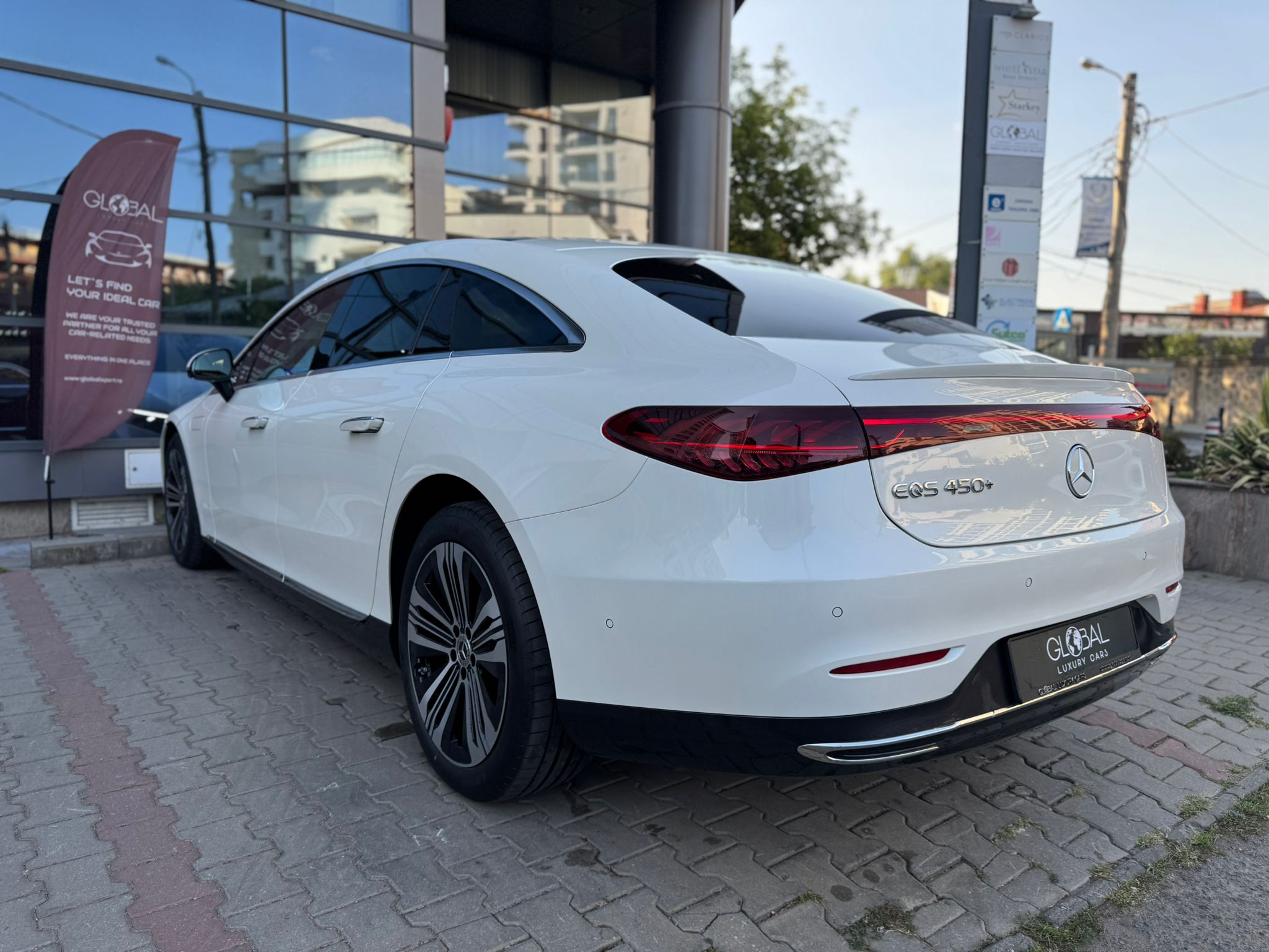 Mercedes-Benz EQS 450+ - imagine 9