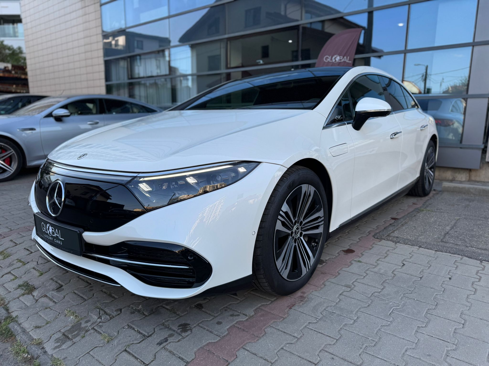 Mercedes-Benz EQS 450+ - imagine 6