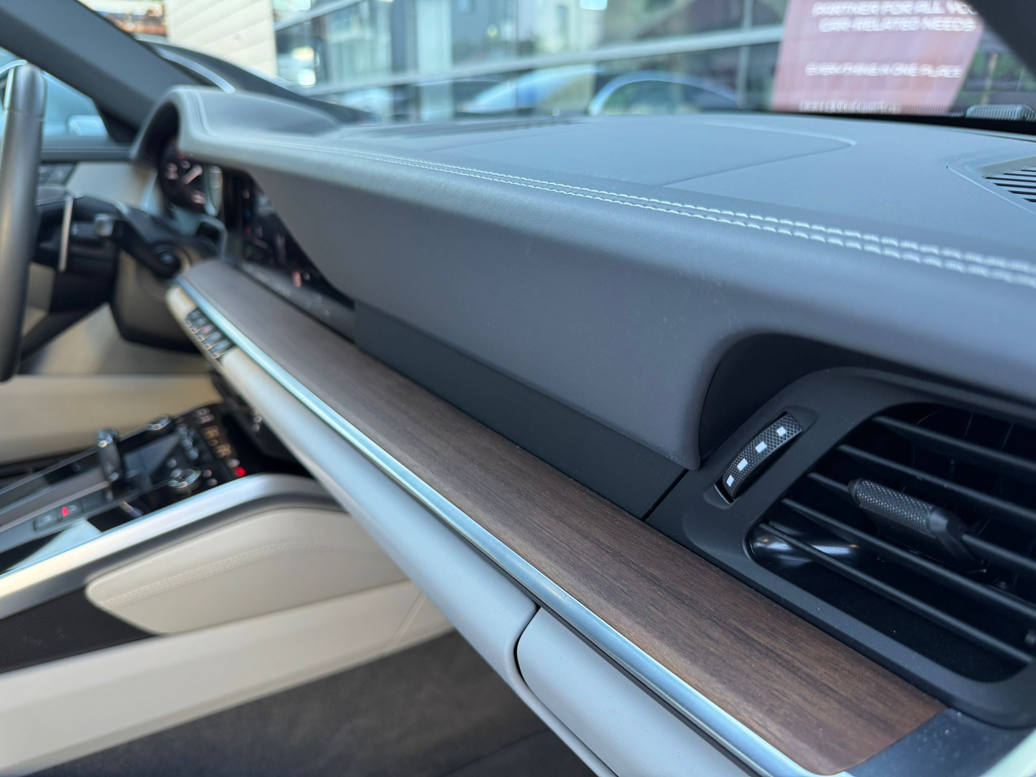 Porsche 911 Carrera Cabriolet PDK - imagine 30