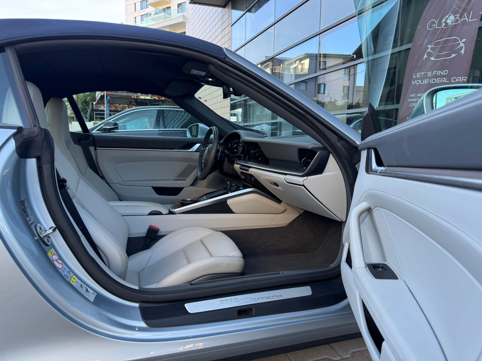 Porsche 911 Carrera Cabriolet PDK - imagine 32