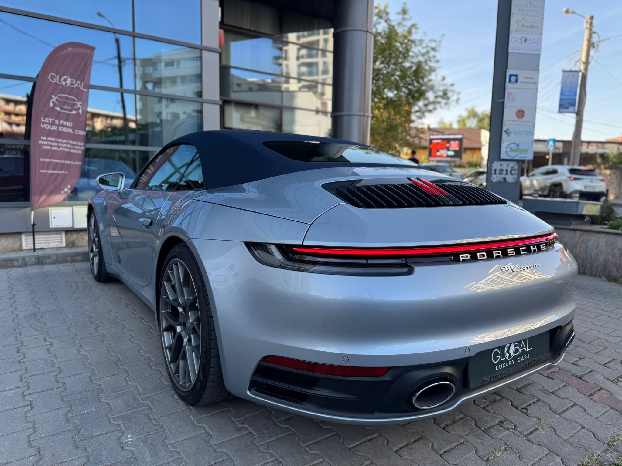 Porsche 911 Carrera Cabriolet PDK - imagine 17