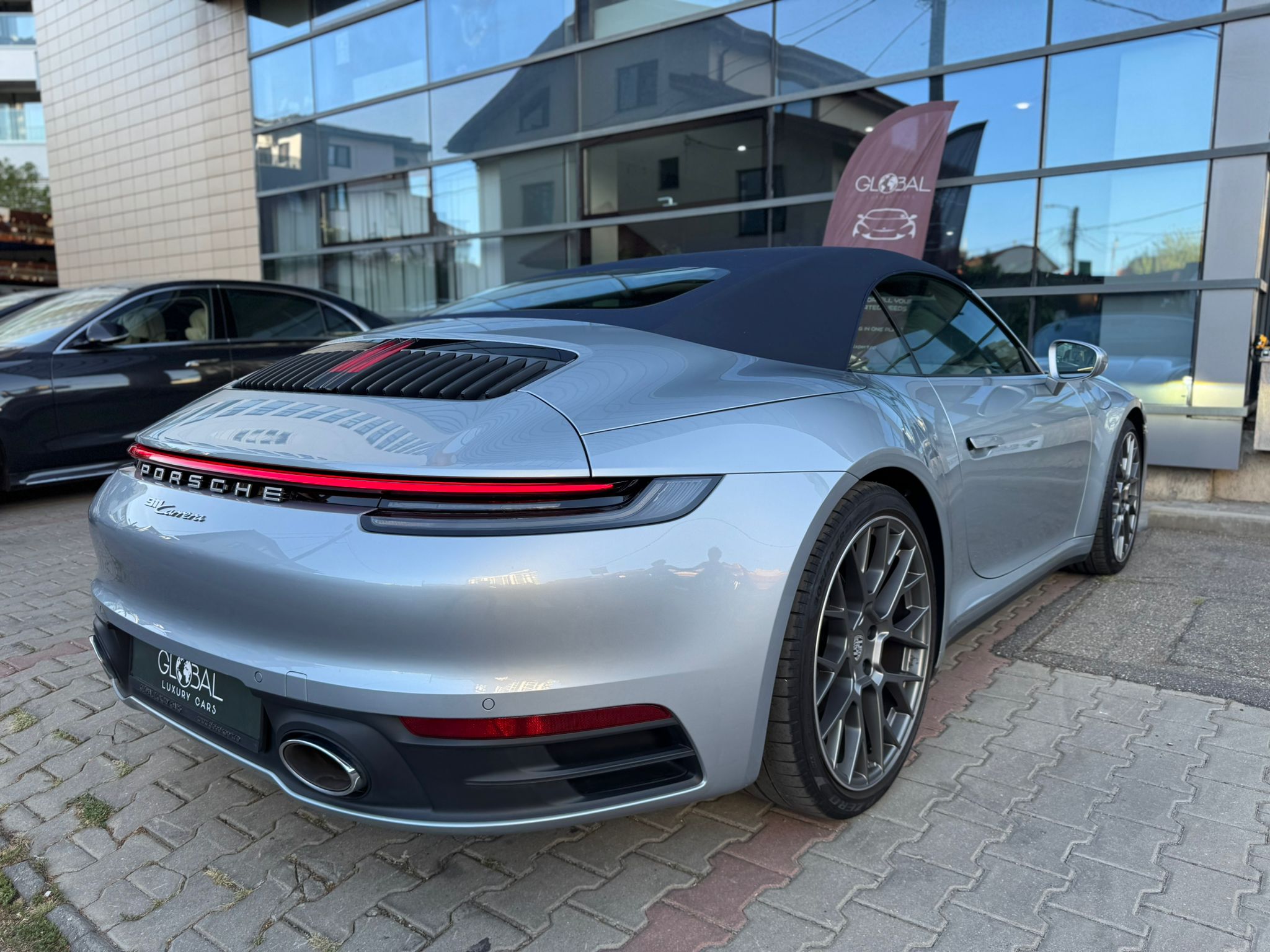 Porsche 911 Carrera Cabriolet PDK - imagine 12