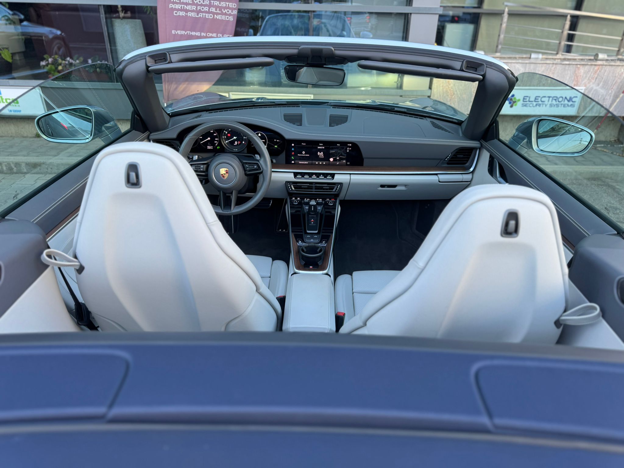 Porsche 911 Carrera Cabriolet PDK - imagine 22