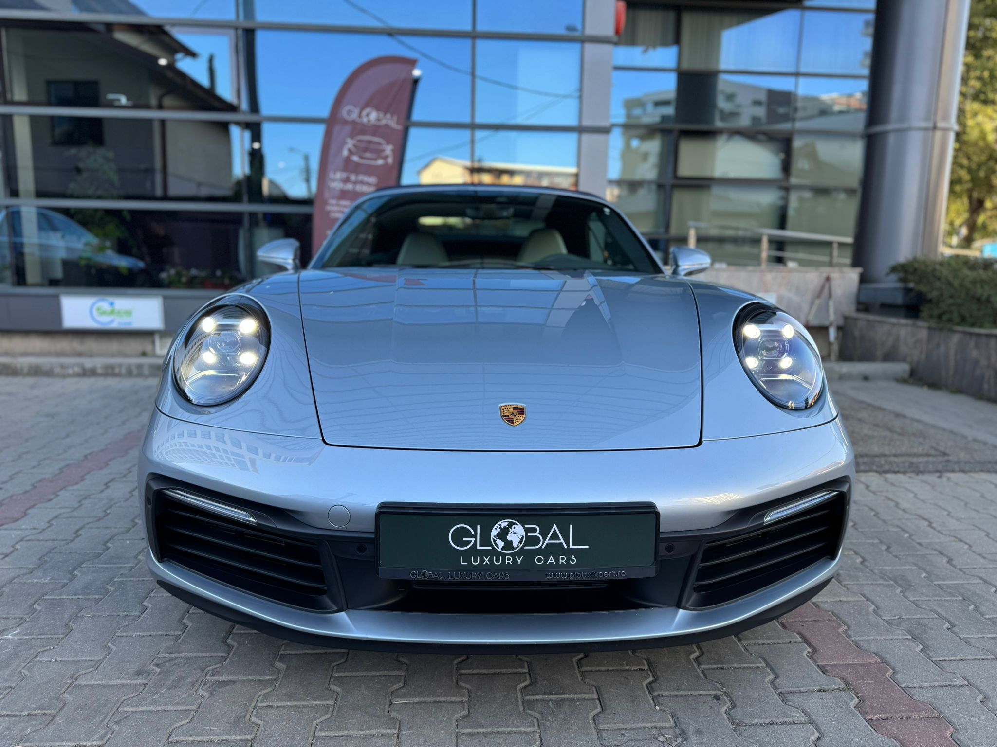 Porsche 911 Carrera Cabriolet PDK - imagine 2