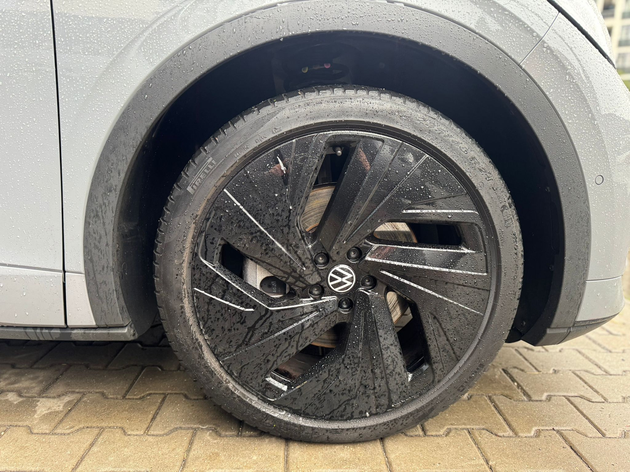 Volkswagen ID.5 GTX - imagine 11