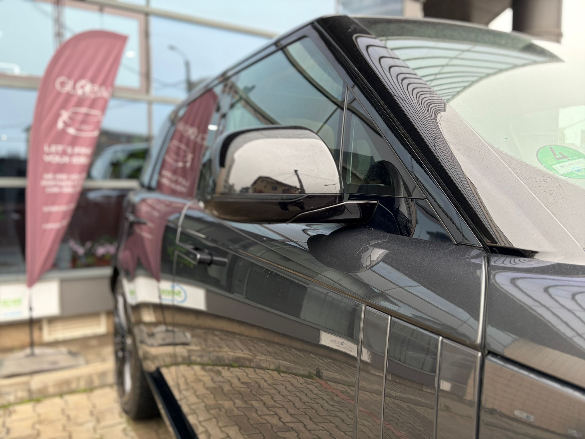 Range Rover SWB 4.4 P530 Autobiography - imagine 6