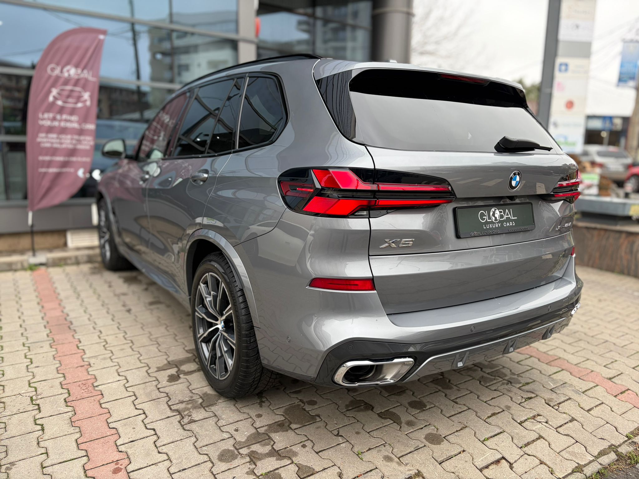 BMW X5 40d xDrive M-Sport - imagine 12