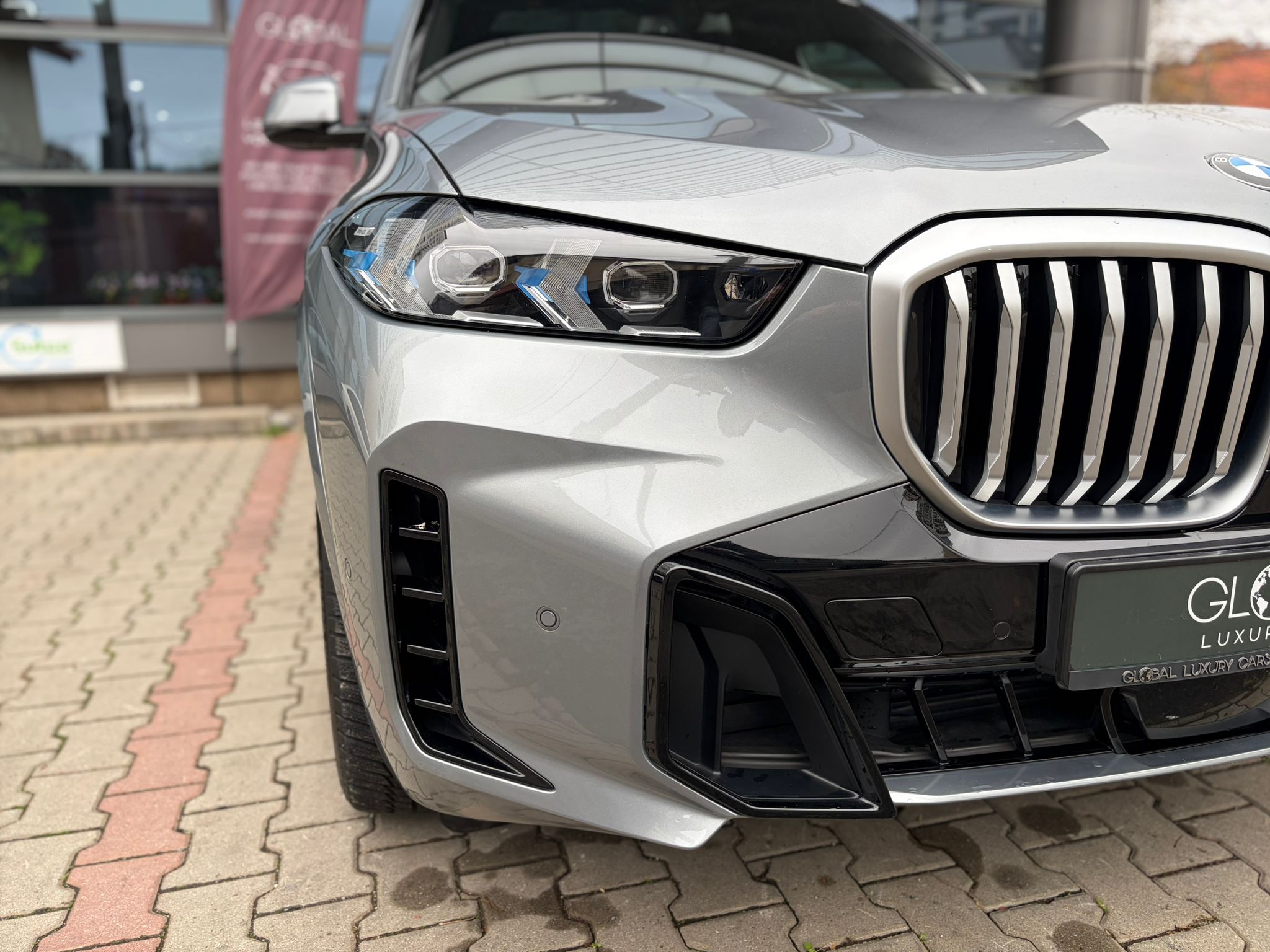 BMW X5 40d xDrive M-Sport - imagine 4