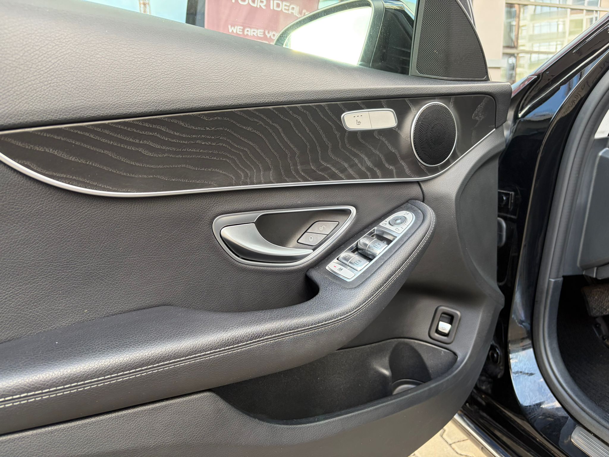 Mercedes-Benz C200 d - imagine 12