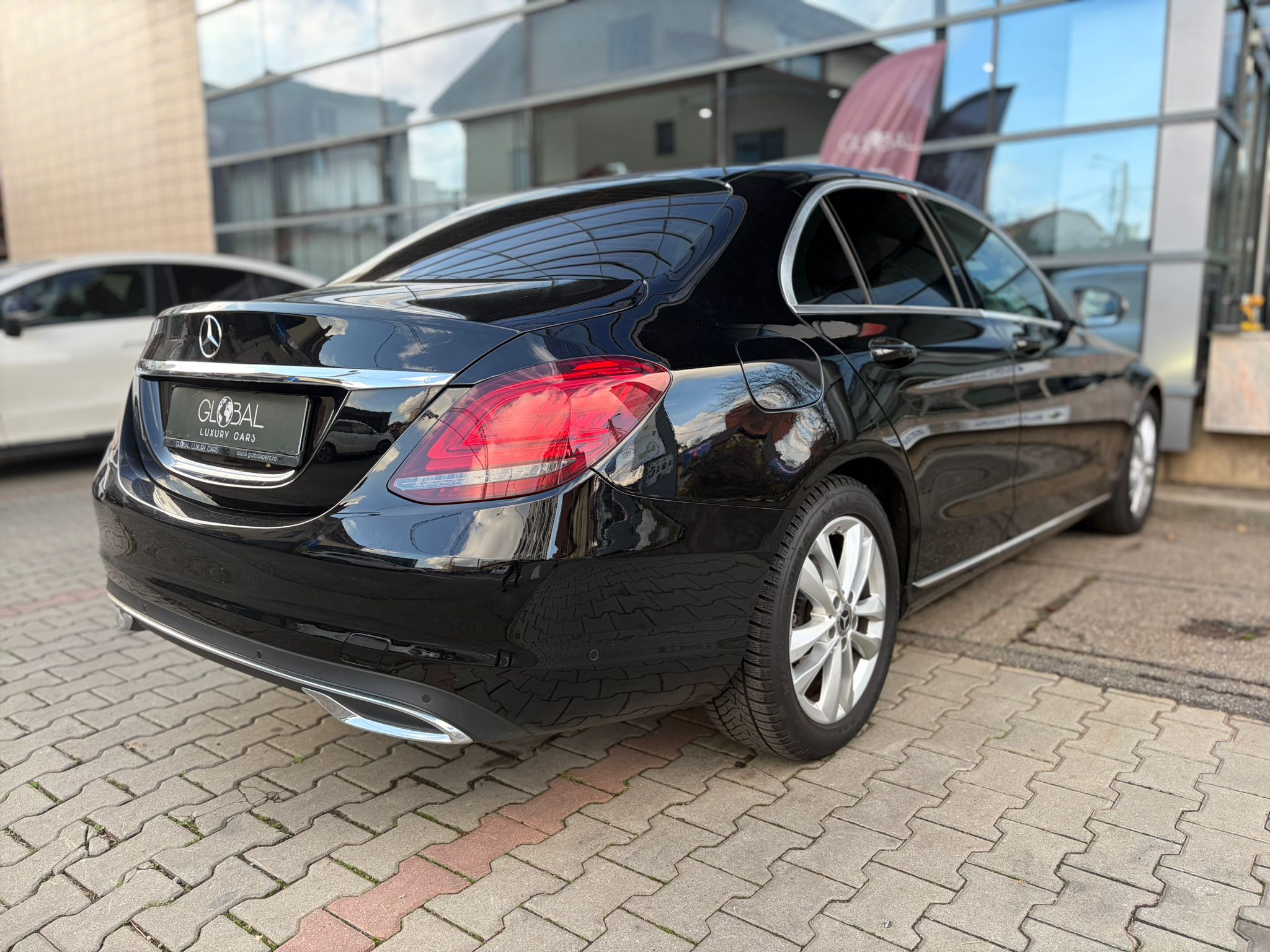 Mercedes-Benz C200 d - imagine 8
