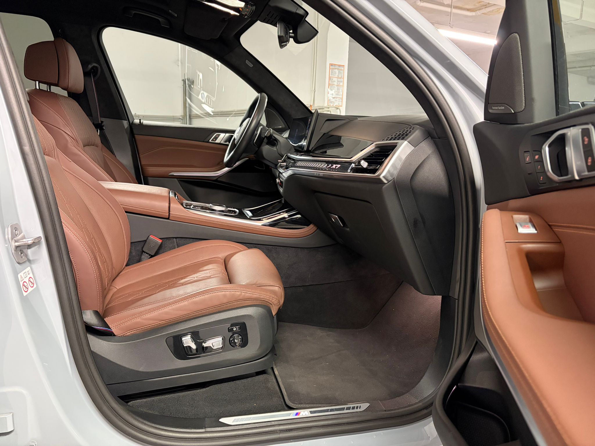 BMW X7 4.0d xDrive M-Sport - imagine 21