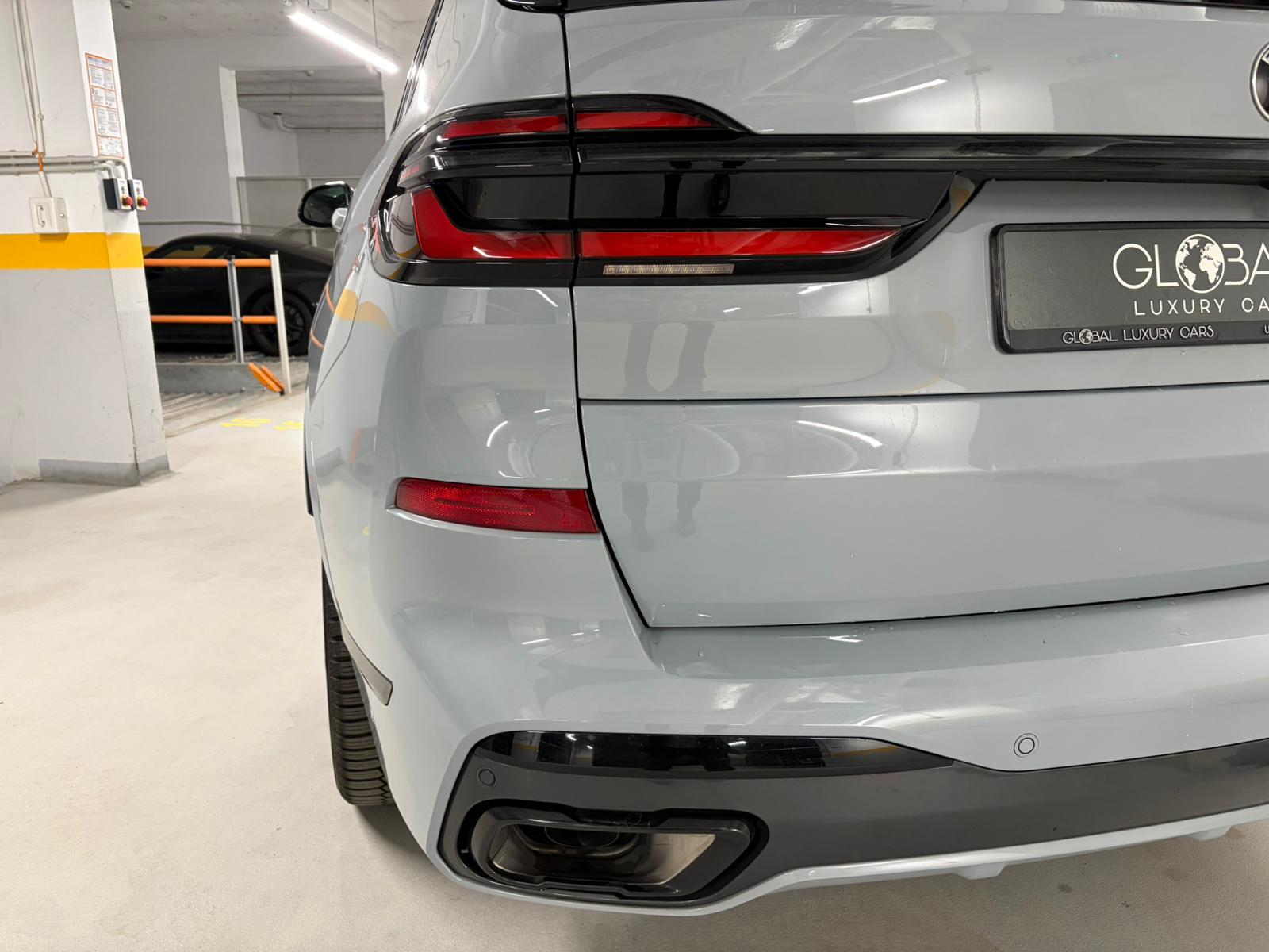 BMW X7 4.0d xDrive M-Sport - imagine 8